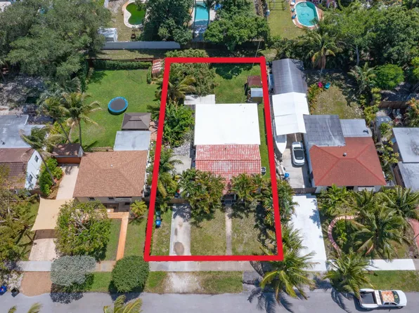 820 SW 18th Court, Fort Lauderdale, FL 33315