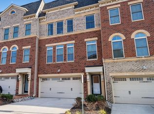 2341 Chadlington Rd, Falls Church, VA 22043