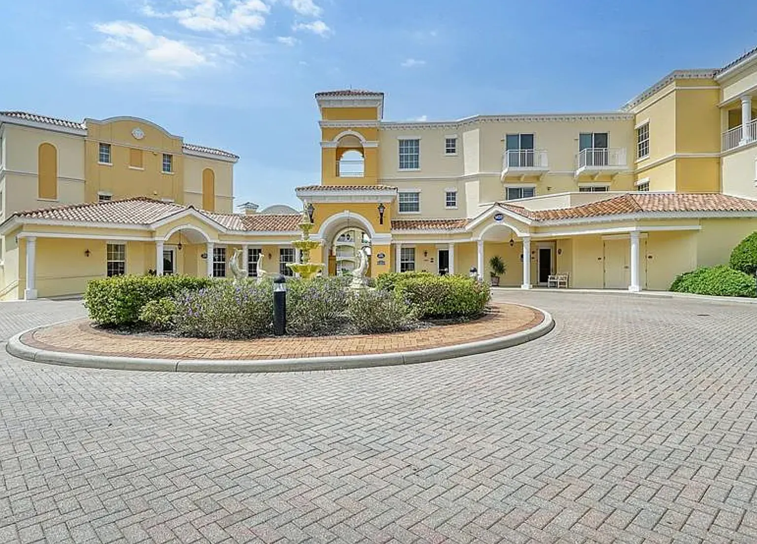 14041 Bellagio Way — Photo 3