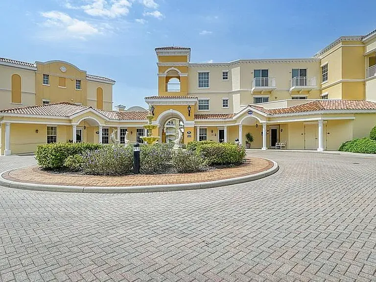 14041 Bellagio Way #216 — Photo 3