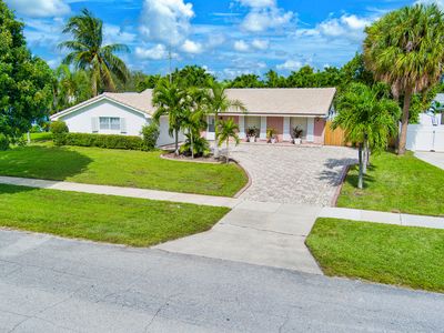 531 Harbour Road, North Palm Beach, FL, 33408