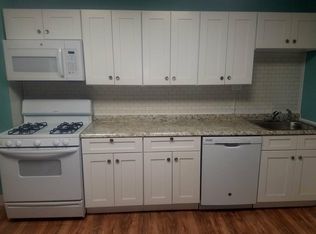 29 Elm St, Windsor Locks, CT 06096