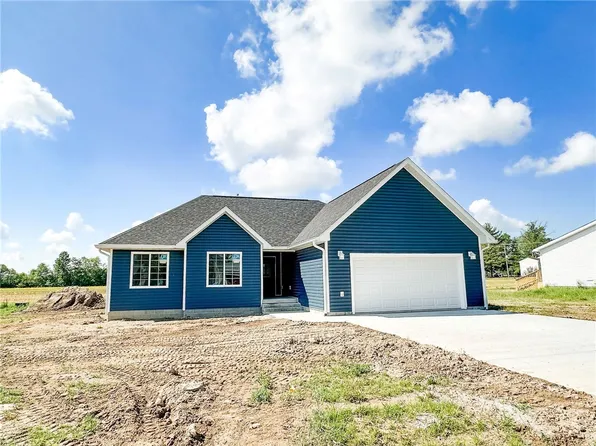 10 Stephen St, Marshall, IL 62441