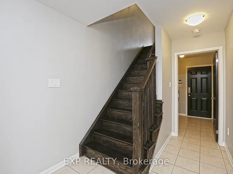 11 Crossbill Rd — Photo 8