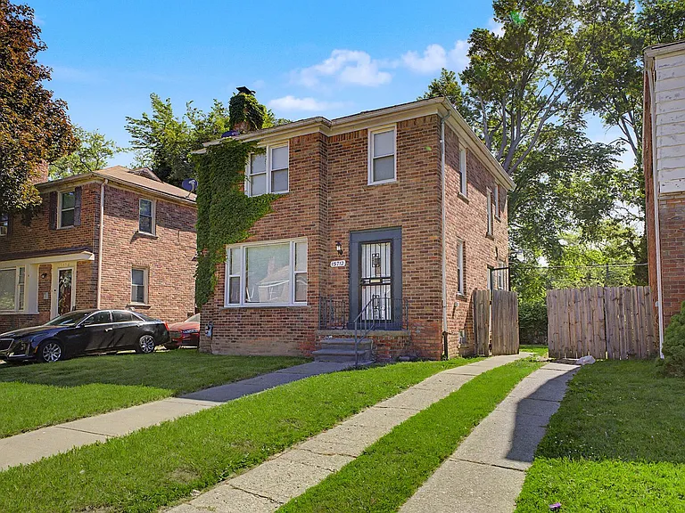 15712 Vaughan St — Photo 21