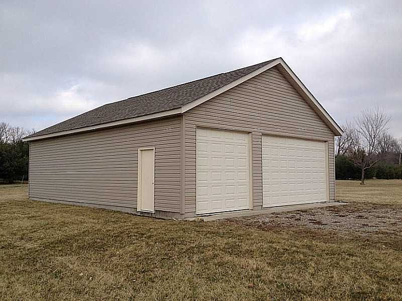 2nd image of 1795 Township Road 185