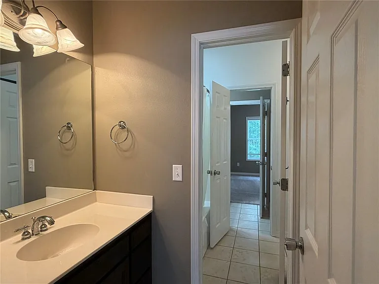 1 Elder Ln — Photo 25