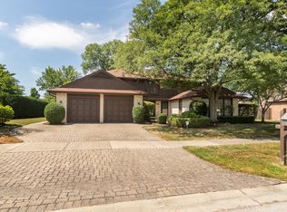 1470 Juli Lyn Ln, Northbrook, IL 60062