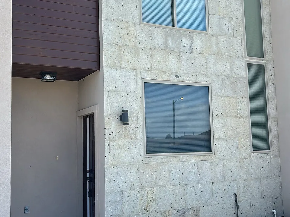 Exterior - Front Entrance