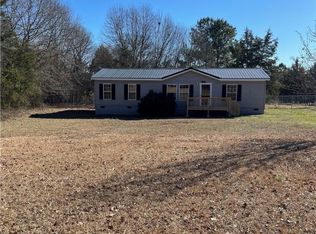 203 Pine Ridge Dr, Iva, SC 29655