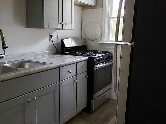 5th image of 6901 Dunleer Ave