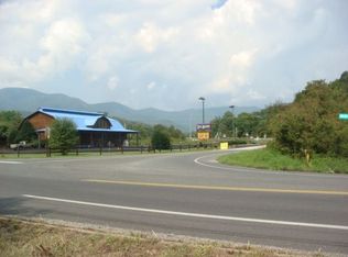 12 Rockfish Valley Hwy, Nellysford, VA 22958