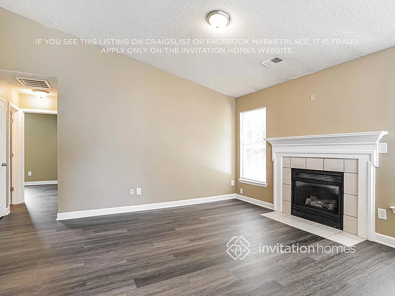 843 Anchor Way NE — Photo 3