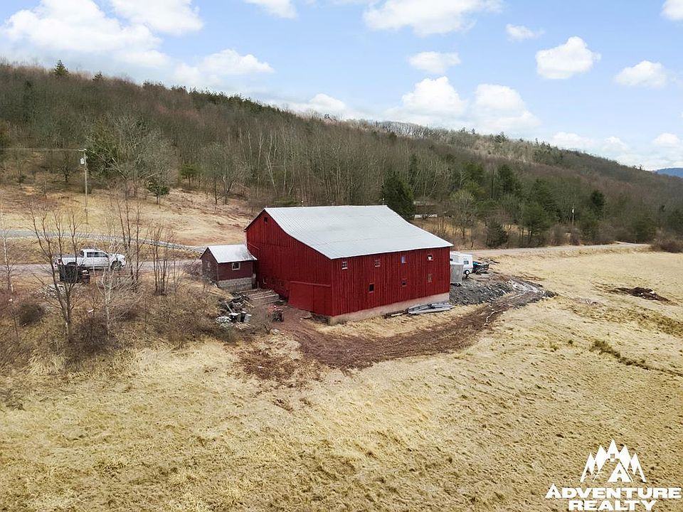 1st image of 303 Crawford Rd