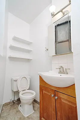 Rented by Dom & E Property Management | media 16