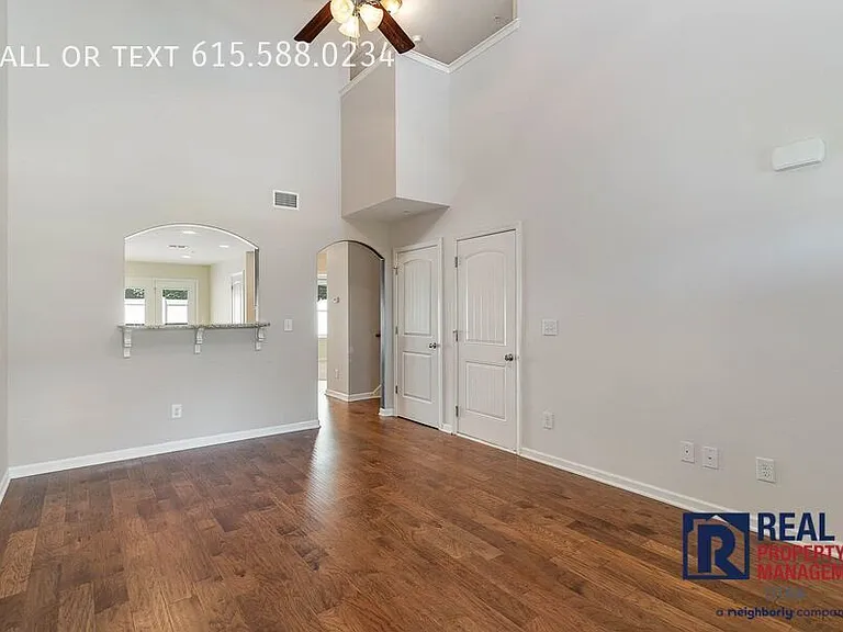 1052 Neeleys Bnd — Photo 14