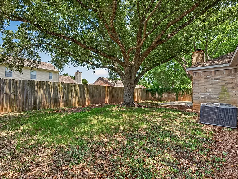 3003 Mast Ct — Photo 45