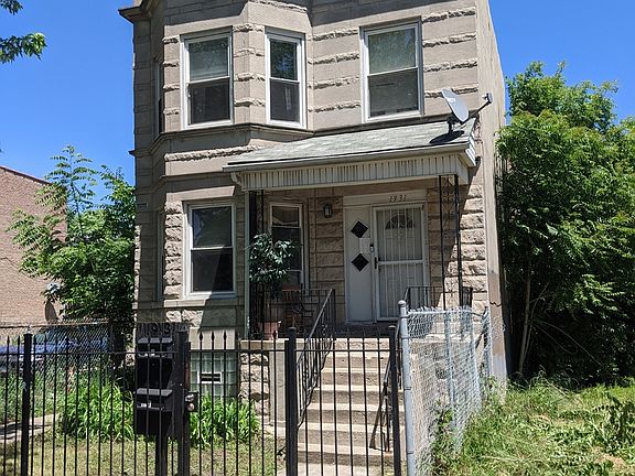 2nd image of 1931 S Kedzie Ave