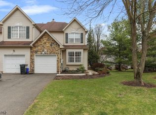 18 Bateman Way, Hillsborough, NJ 08844