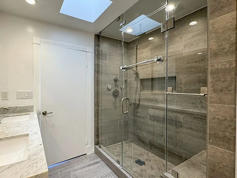 1733 Malcolm Ave #7 — Photo 10