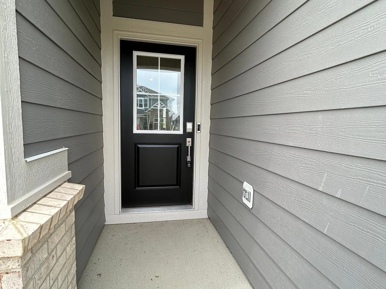 2274 Stonehill Way — Photo 4