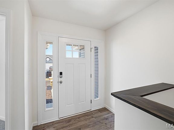 2nd image of 407 Butterfly Garden Ln