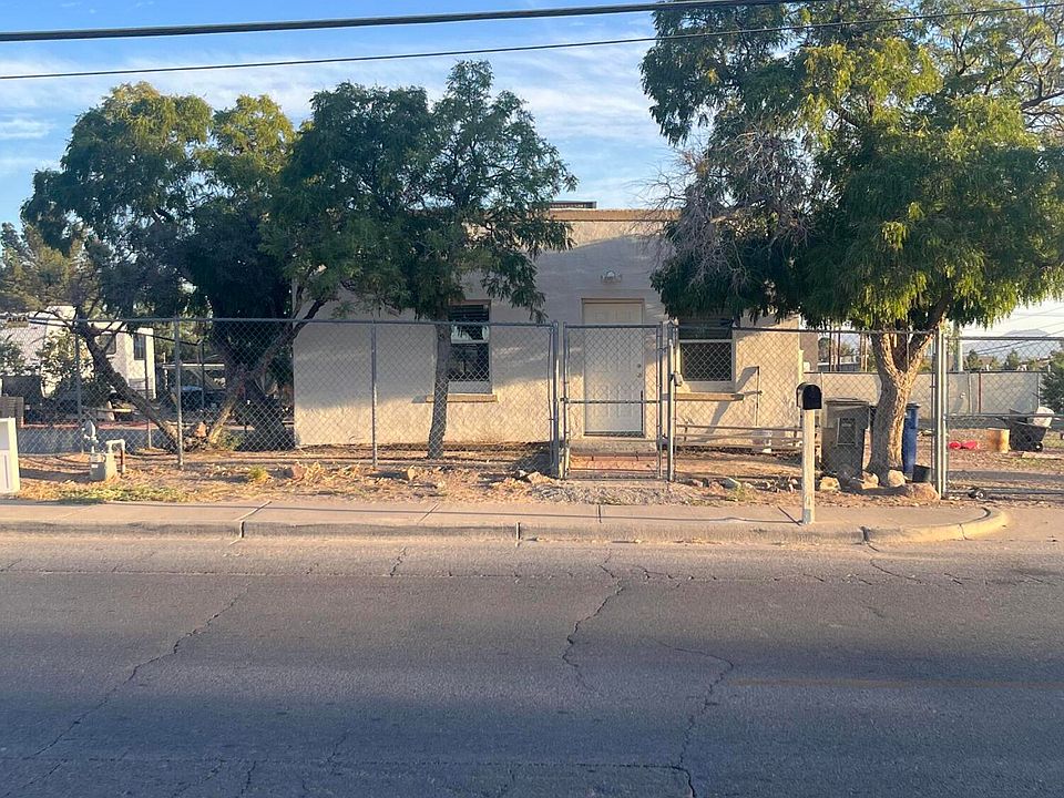 1st image of 164 Thorn Ave