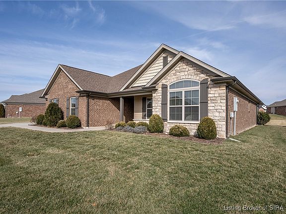2nd image of 1865 Hazeltine Way