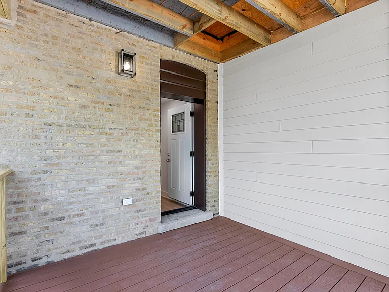 6423 N Washtenaw Ave #4 — Photo 18