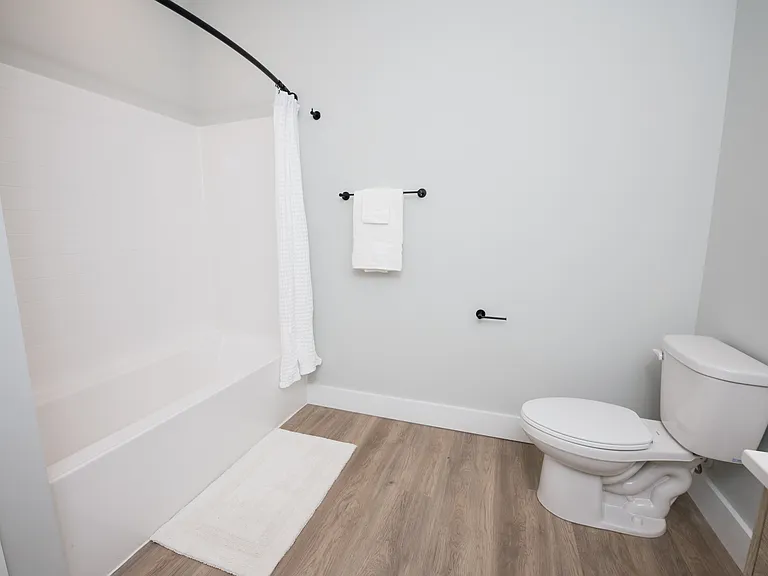 60 E Green St #212 — Photo 19