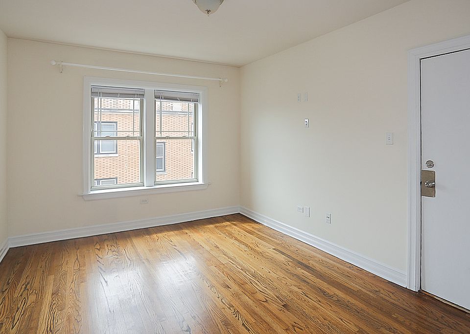 1st image of 3816 1/2 N Sheffield Ave #2E
