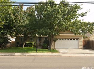 4100 N Gratton Rd, Denair, CA 95316