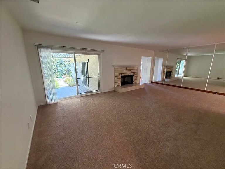 2680 N Canal St — Photo 20