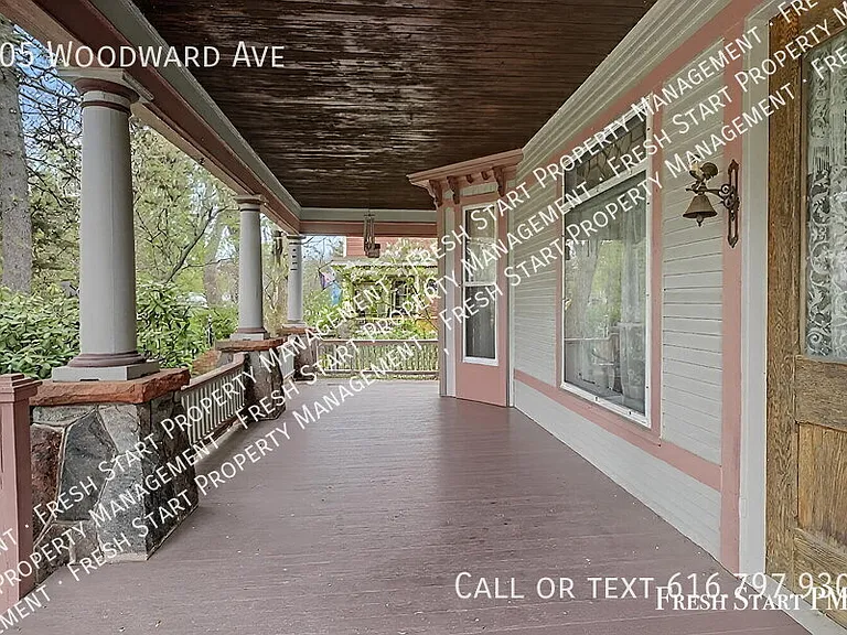 505 Woodward Ave — Photo 6