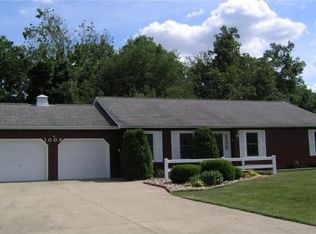 1009 Azaleamum Dr, Three Rivers, MI 49093