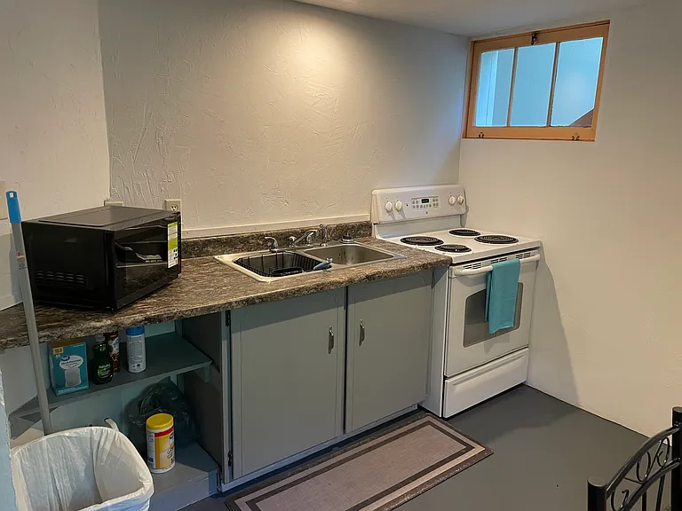 324 S 1 W — Photo 1