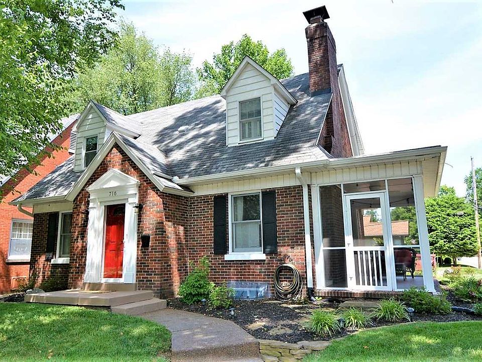 1st image of 716 S Saint James Blvd