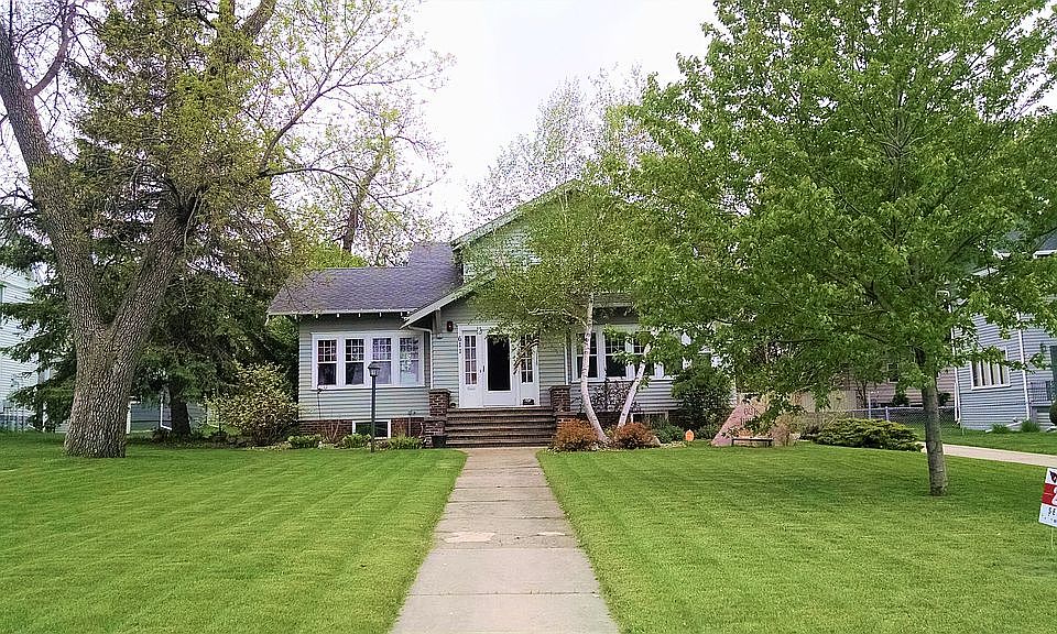1st image of 611 N Kniss Ave