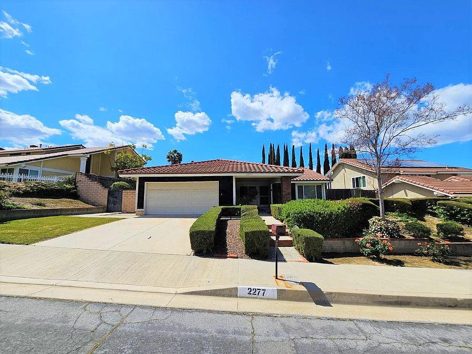 1st image of 2277 Oldridge Dr