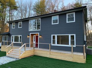 12 Minuet Ln, Kingston, NY 12401