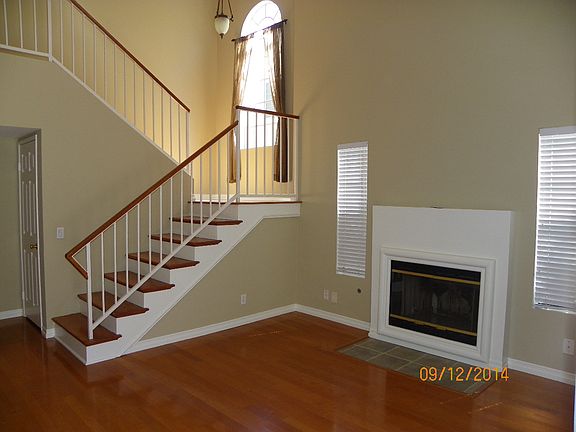 3rd image of 21021 Gault St