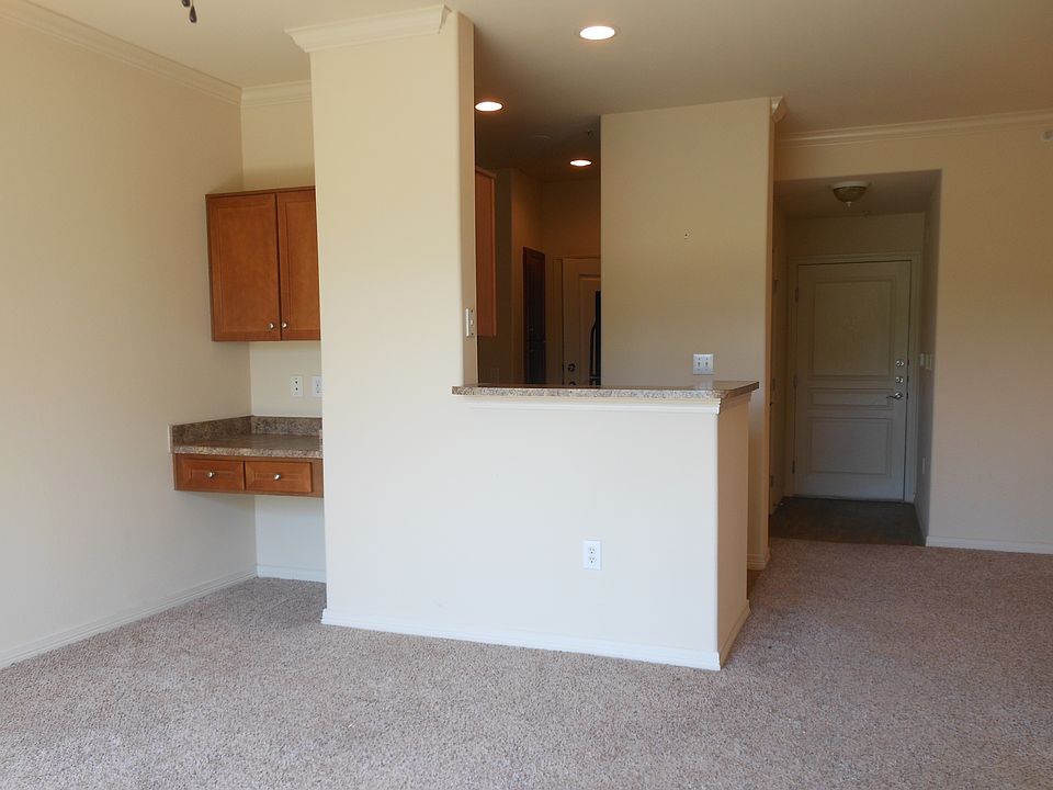 1st image of 330 Las Colinas Blvd #228