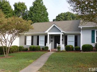 2704 Cottage Cir, Raleigh, NC 27613