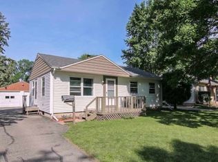 3809 Clover Ln, Madison, WI 53714