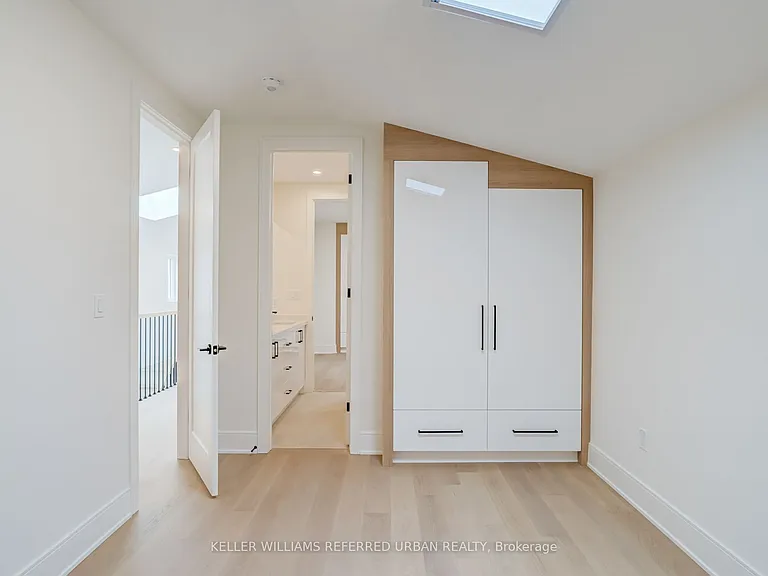 37 Wesley Ave — Photo 30
