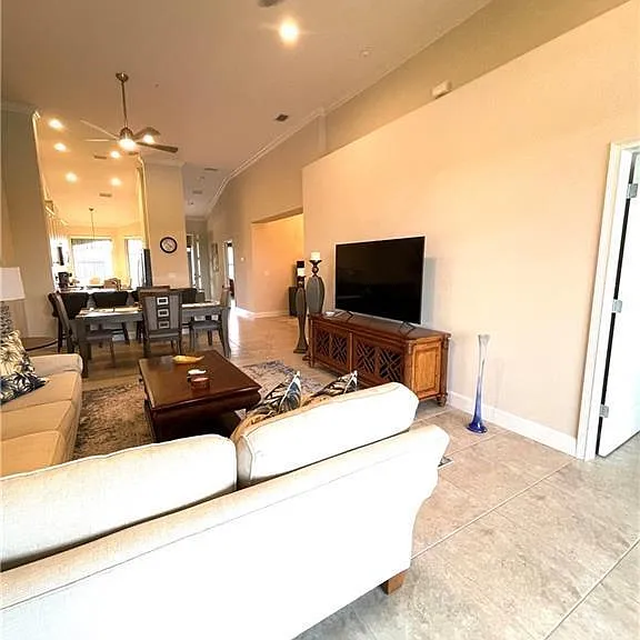 9426 Benvenuto Ct #203 — Photo 24