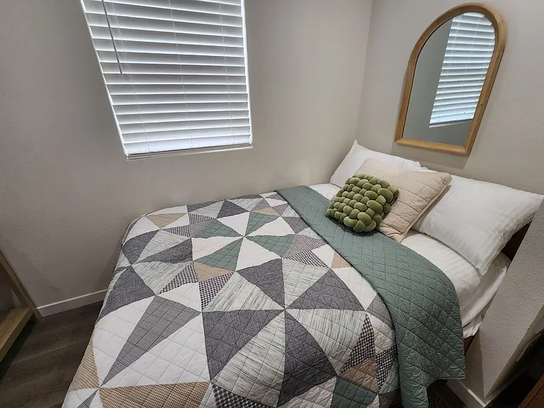 228 N Soto St — Photo 12