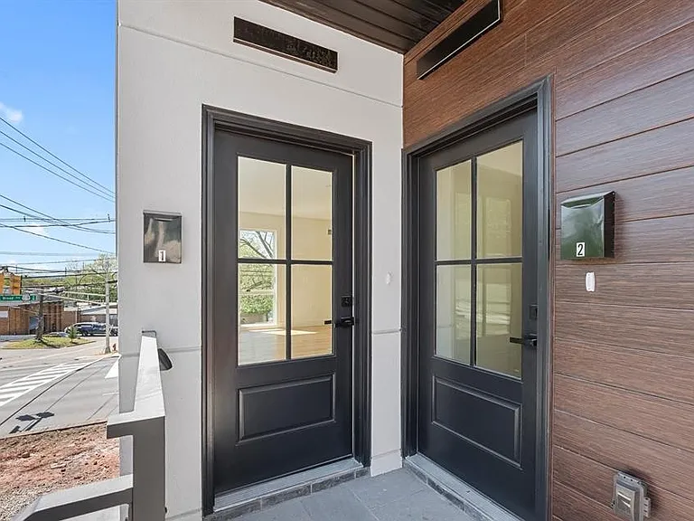 853 Pleasantview Ter #1 — Photo 3