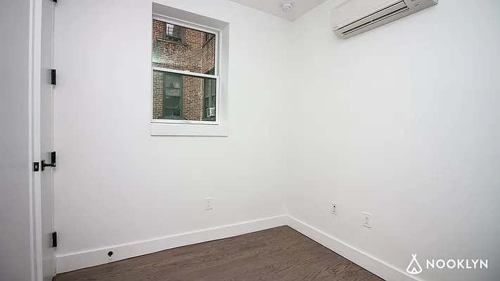 Rented by Nooklyn NYC LLC | media 12