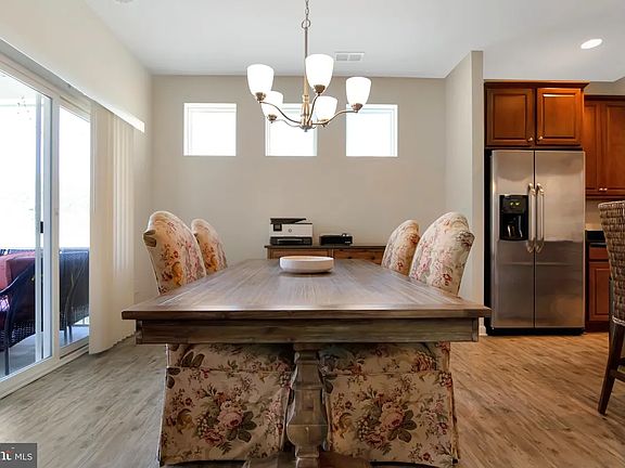 5th image of 29518 Fieldstone Dr